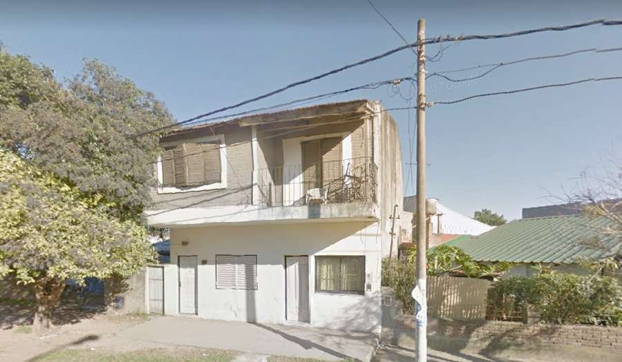 Venta casa dos plantas sobre asfalto en Escobar - Boulevard 9 de Julio
