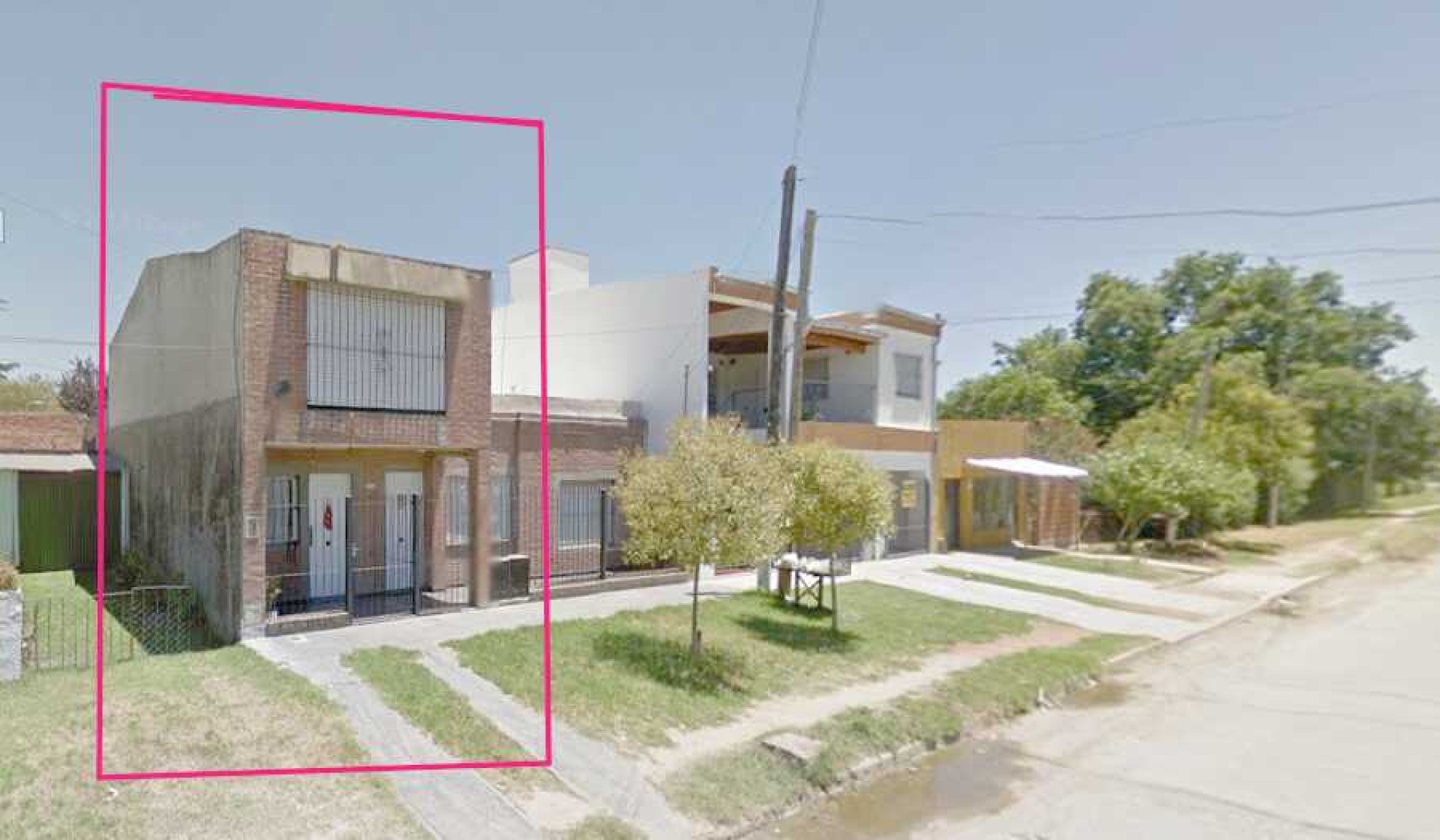 Alquiler departamento de tres ambientes en Escobar sobre boulevard 9 de Julio
