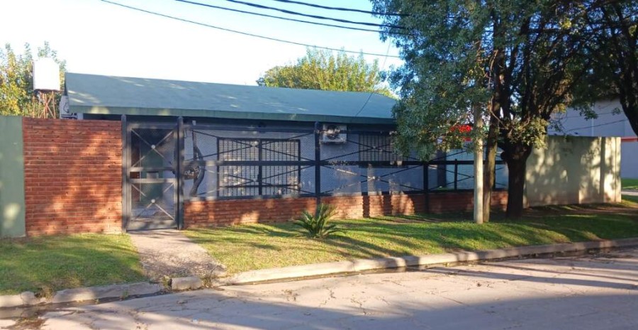 Venta casa en Garin en zona comercial e industrial